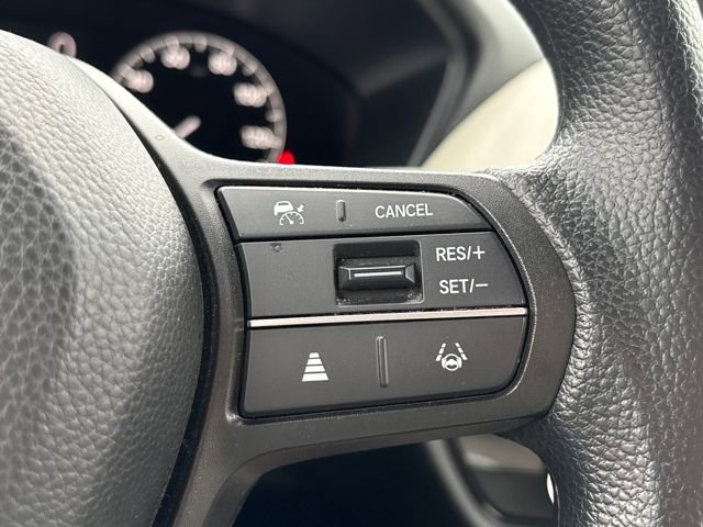 Used 2023 Honda HR-V LX image 15