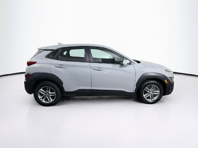 Used 2023 Hyundai Kona SE w/ Cargo Package AWD/4WD image 11