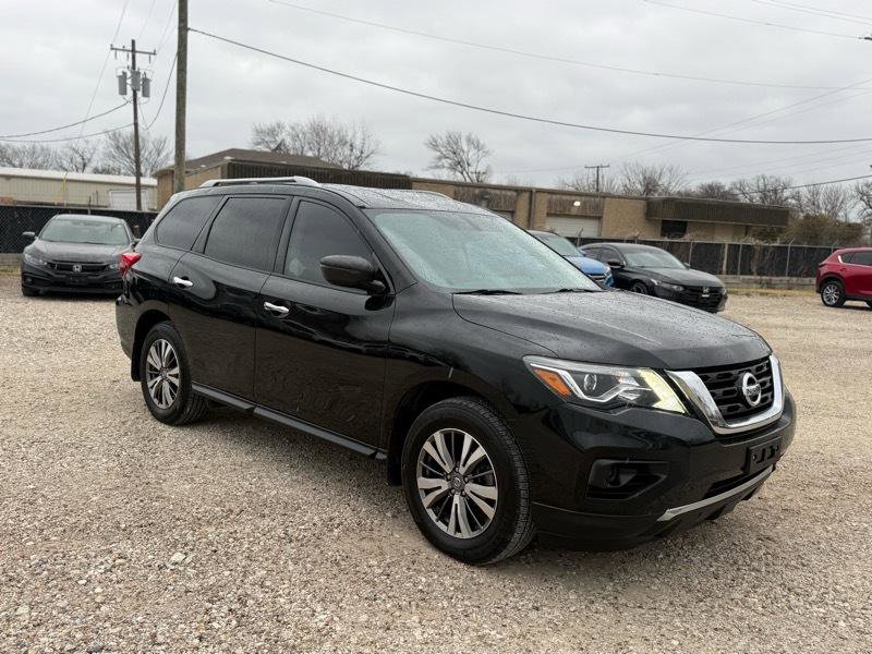 Used 2019 Nissan Pathfinder S image 3