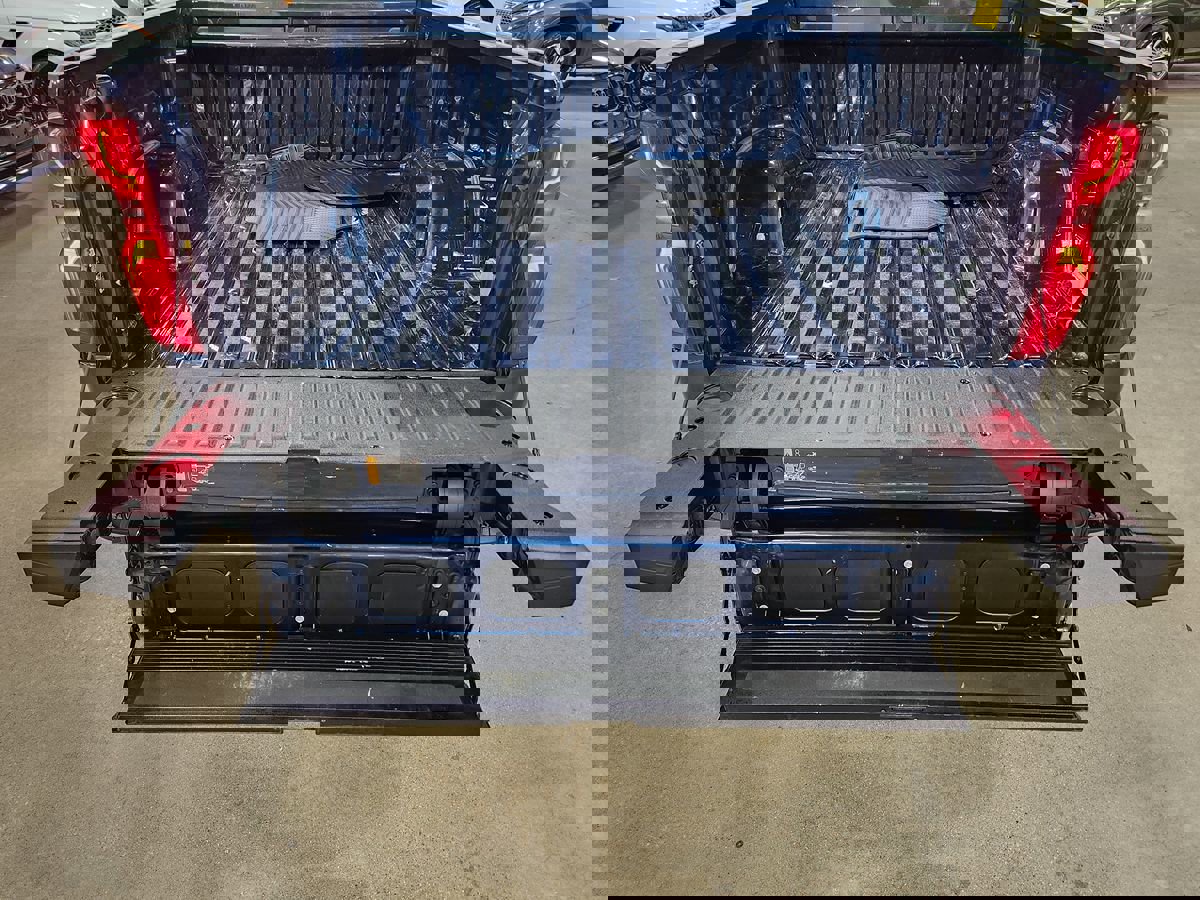 Used 2022 Chevrolet Silverado 1500 Custom w/ Safety Confidence Package image 54