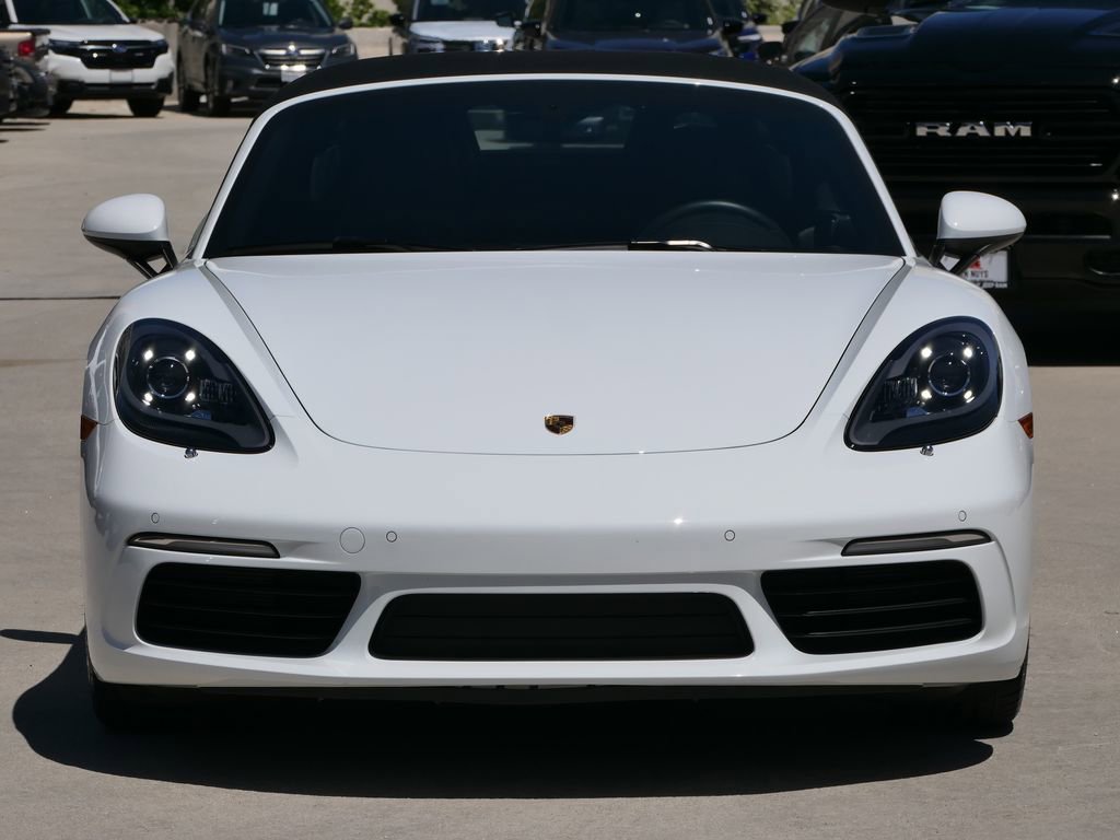 Used 2024 Porsche 718 Boxster RWD image 7