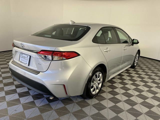 Used 2025 Toyota Corolla LE image 9