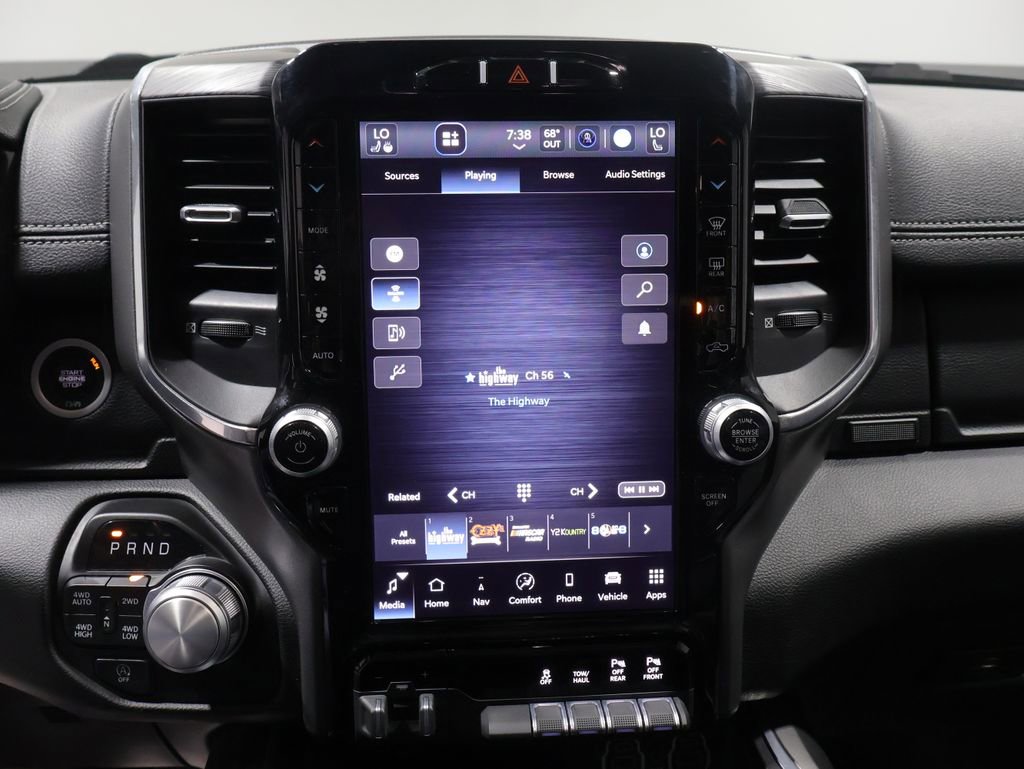 Used 2023 RAM 1500 Laramie AWD/4WD image 25