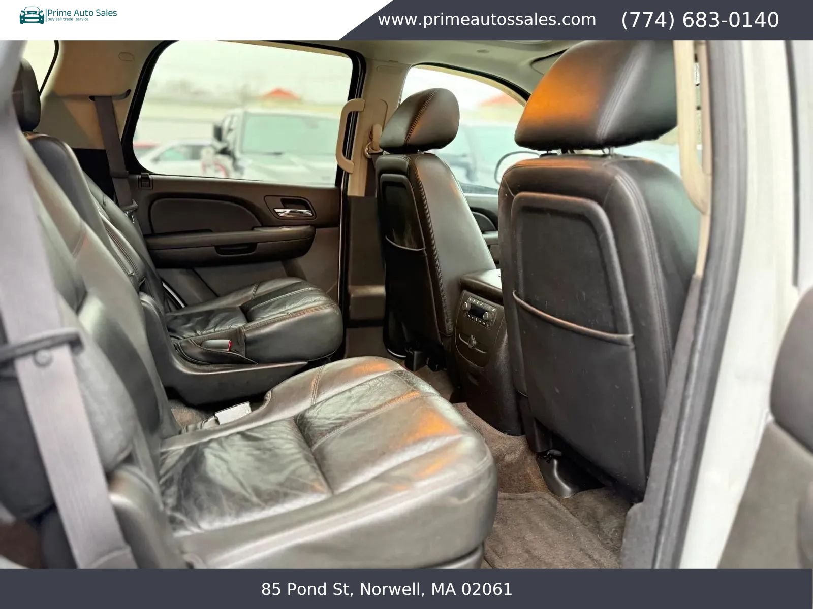 Used 2011 Chevrolet Tahoe LT w/ Luxury Package AWD/4WD image 12
