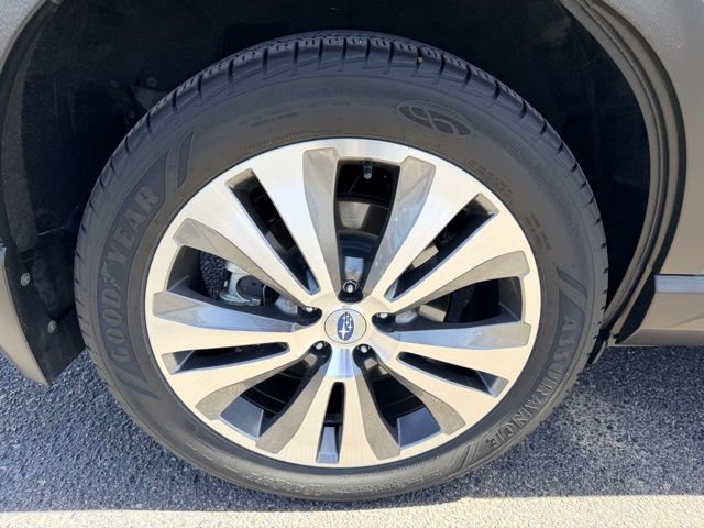 Used 2020 Subaru Ascent Limited w/ Technology Package image 10