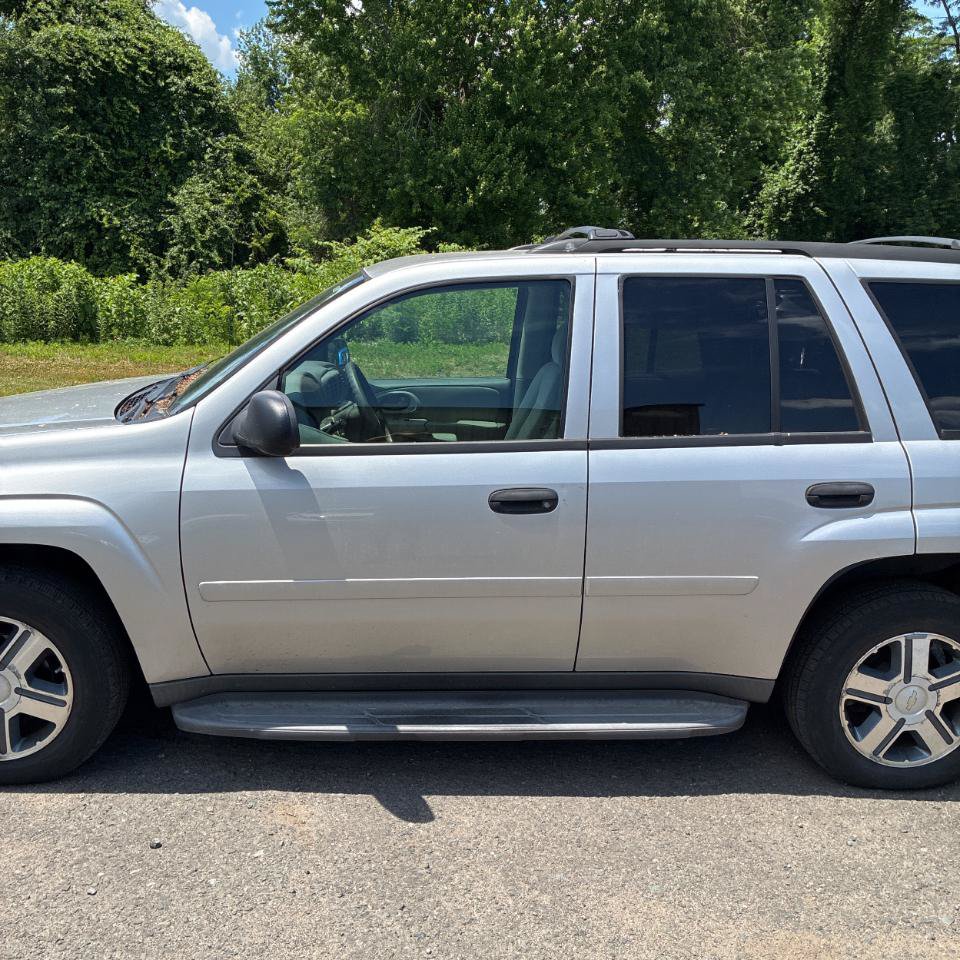Used 2008 Chevrolet TrailBlazer 4WD image 6