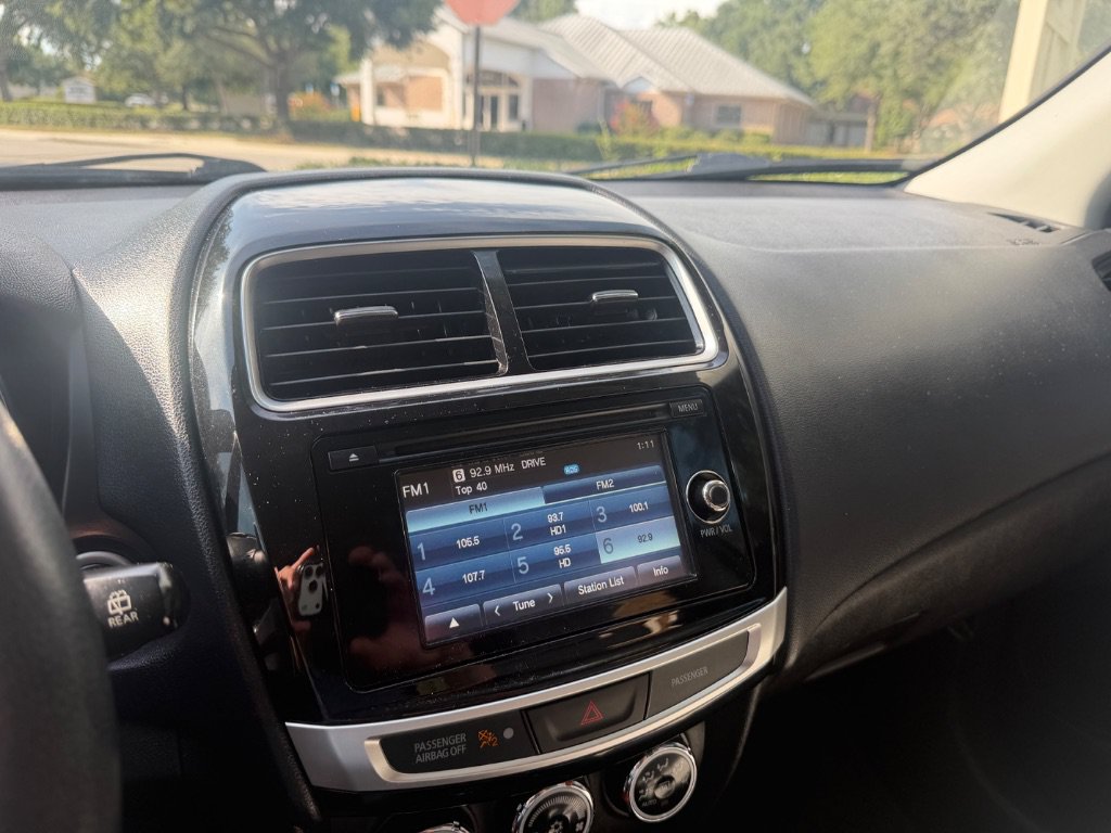 Used 2015 Mitsubishi Outlander Sport GT AWD/4WD image 16