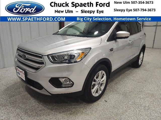 Used 2019 Ford Escape SEL image 1