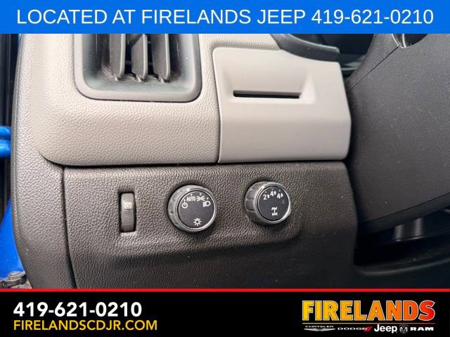 Used 2018 Chevrolet Colorado W/T w/ WT Convenience Package AWD/4WD image 18