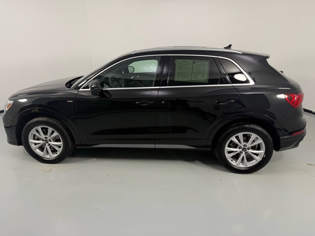 Used 2022 Audi Q3 2.0T Premium Plus image 2