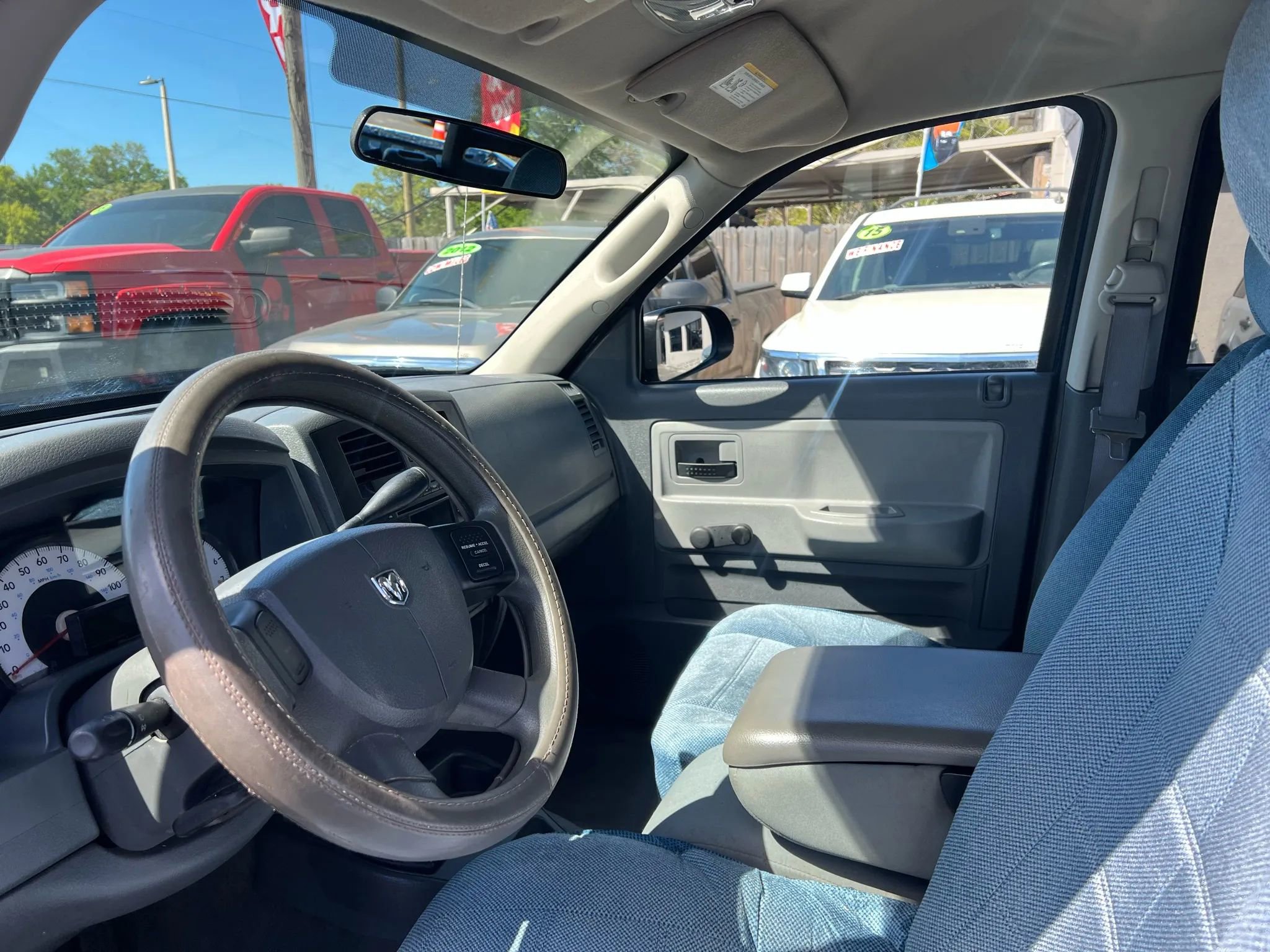 Used 2005 Dodge Dakota ST image 8