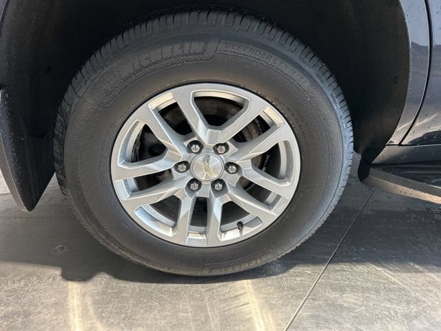 Used 2021 Chevrolet Tahoe LS w/ Driver Alert Package AWD/4WD image 18