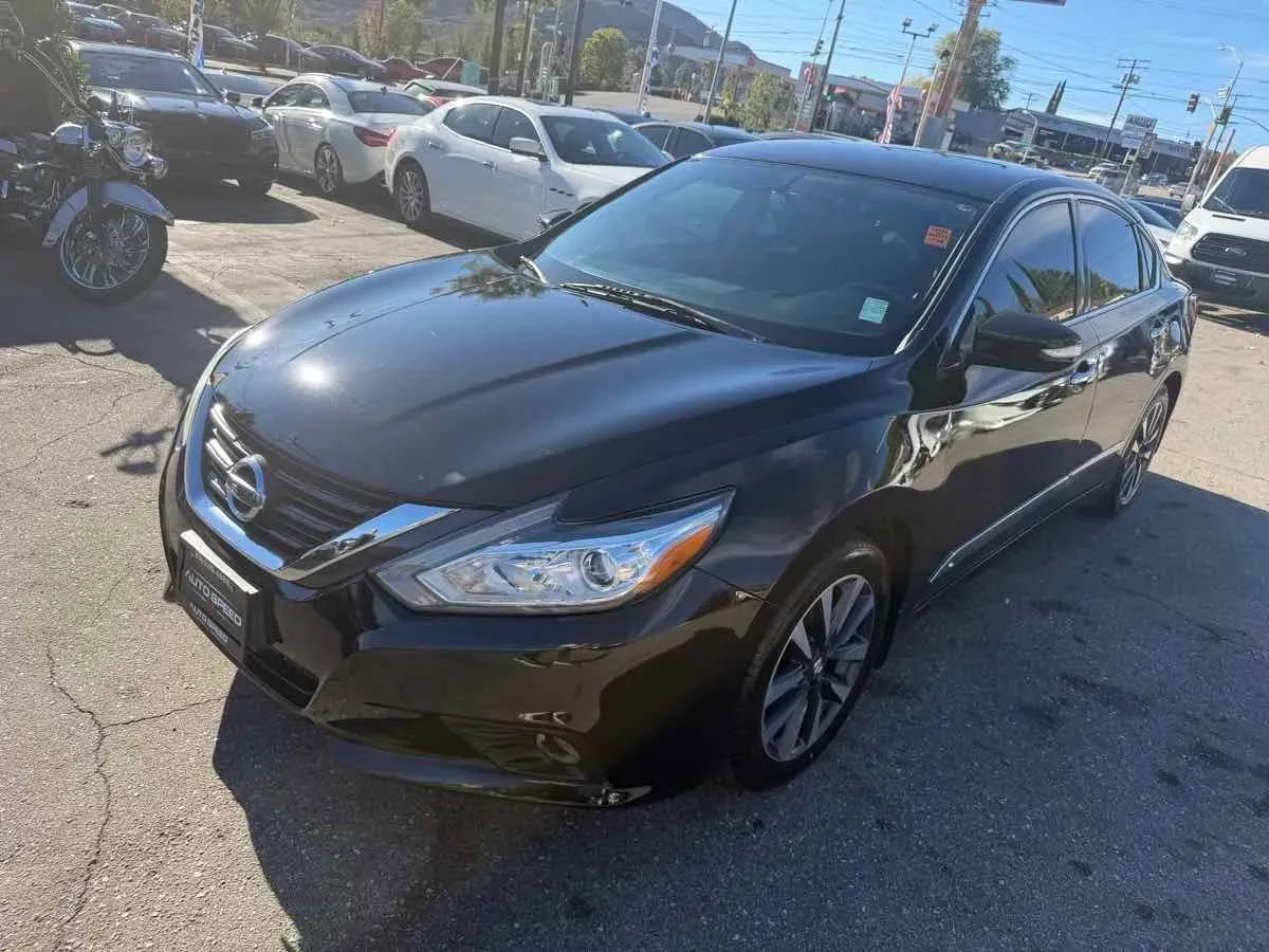 Used 2016 Nissan Altima 2.5 SL FWD image 3