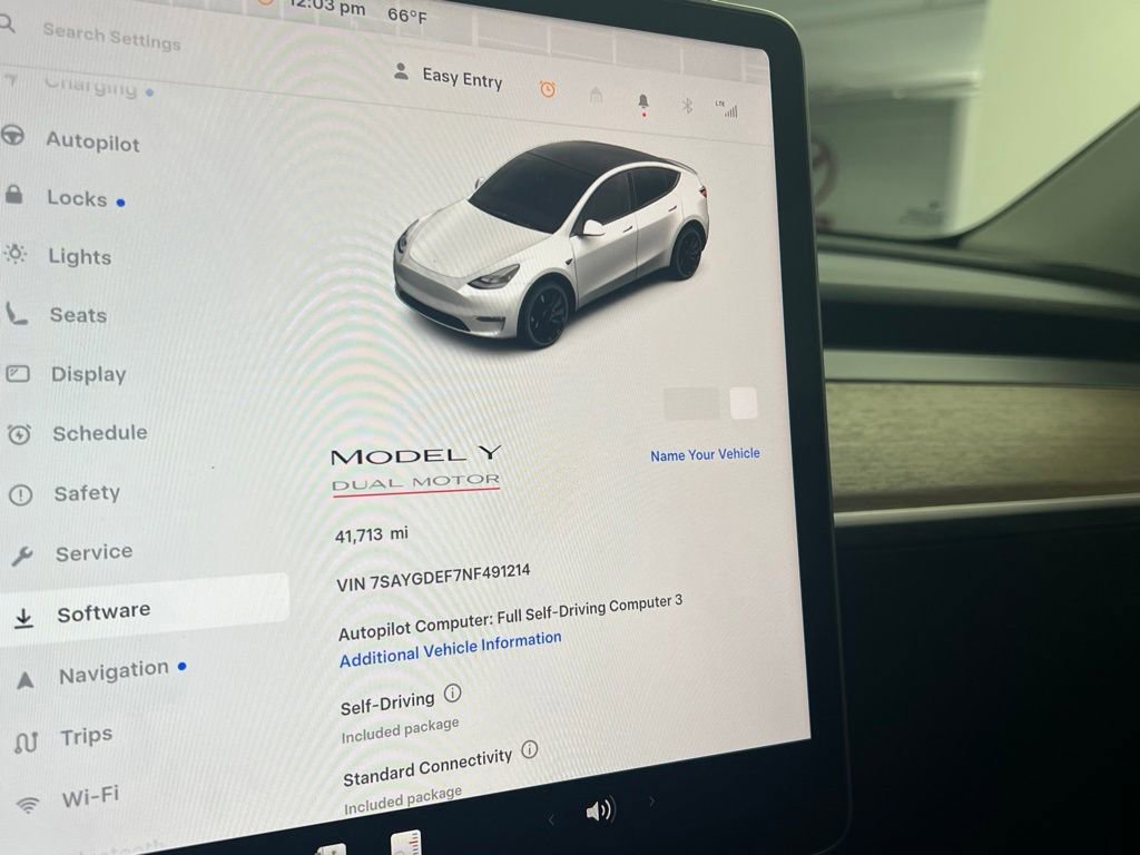 Used 2022 Tesla Model Y Performance AWD/4WD image 11