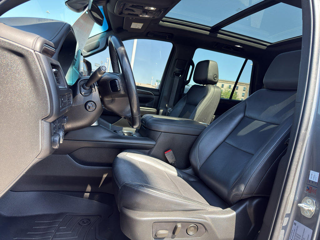 Used 2021 Chevrolet Tahoe LT w/ LT Signature Package AWD/4WD image 13
