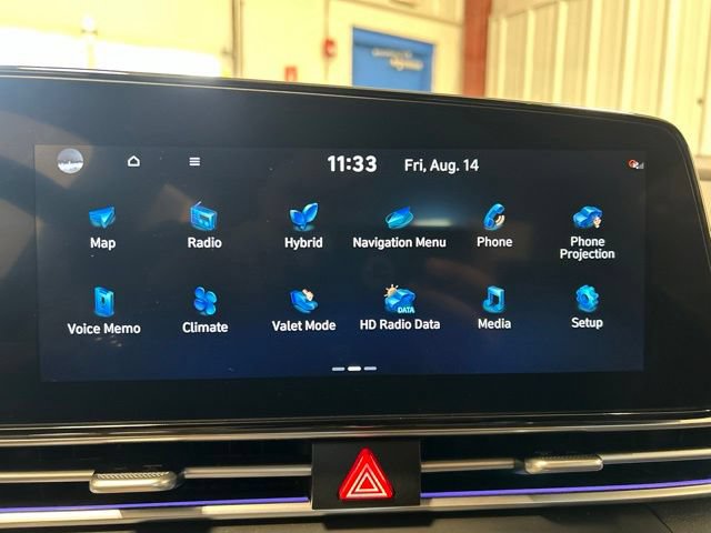 Used 2023 Hyundai Elantra Limited FWD image 26