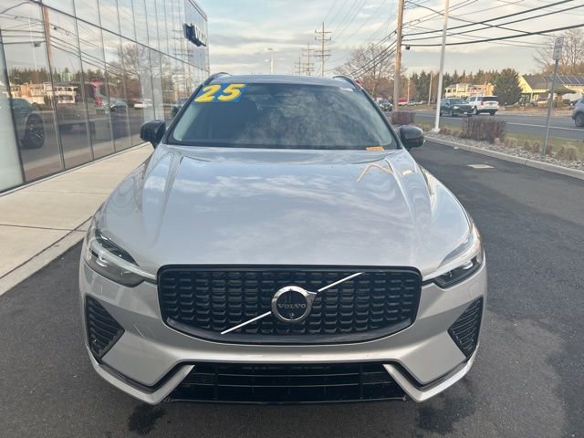 Certified 2025 Volvo XC60 B5 Plus image 7