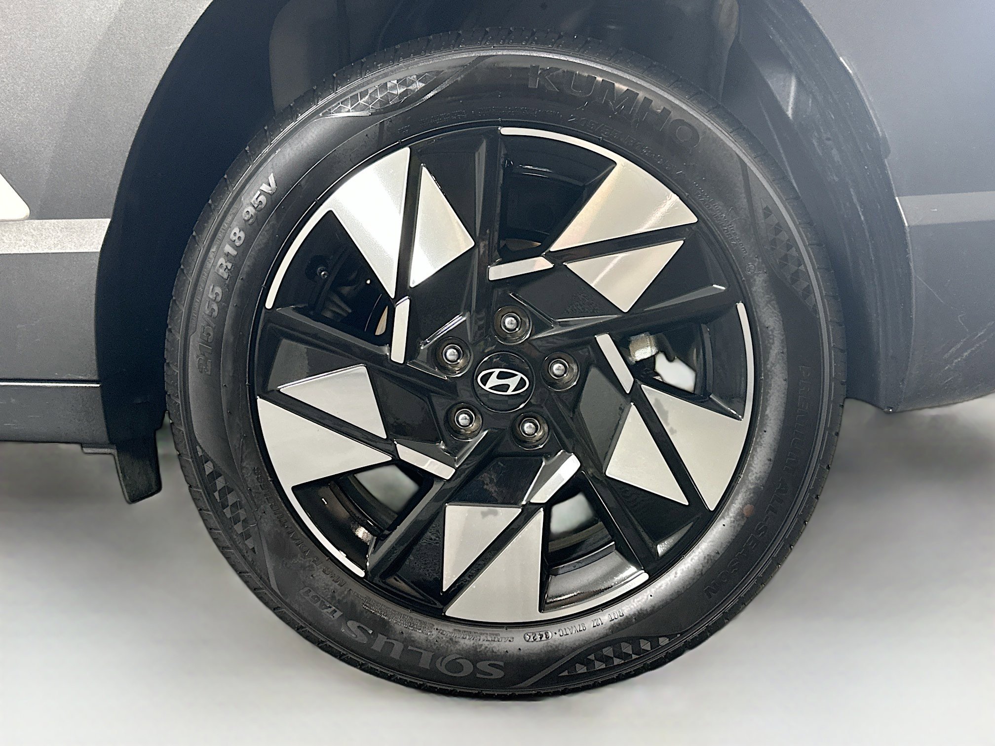 Used 2025 Hyundai Kona SEL image 11