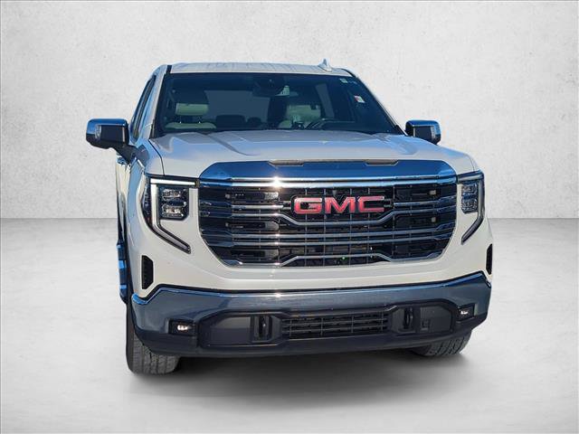 Used 2023 GMC Sierra 1500 SLT w/ SLT Premium Package RWD image 2