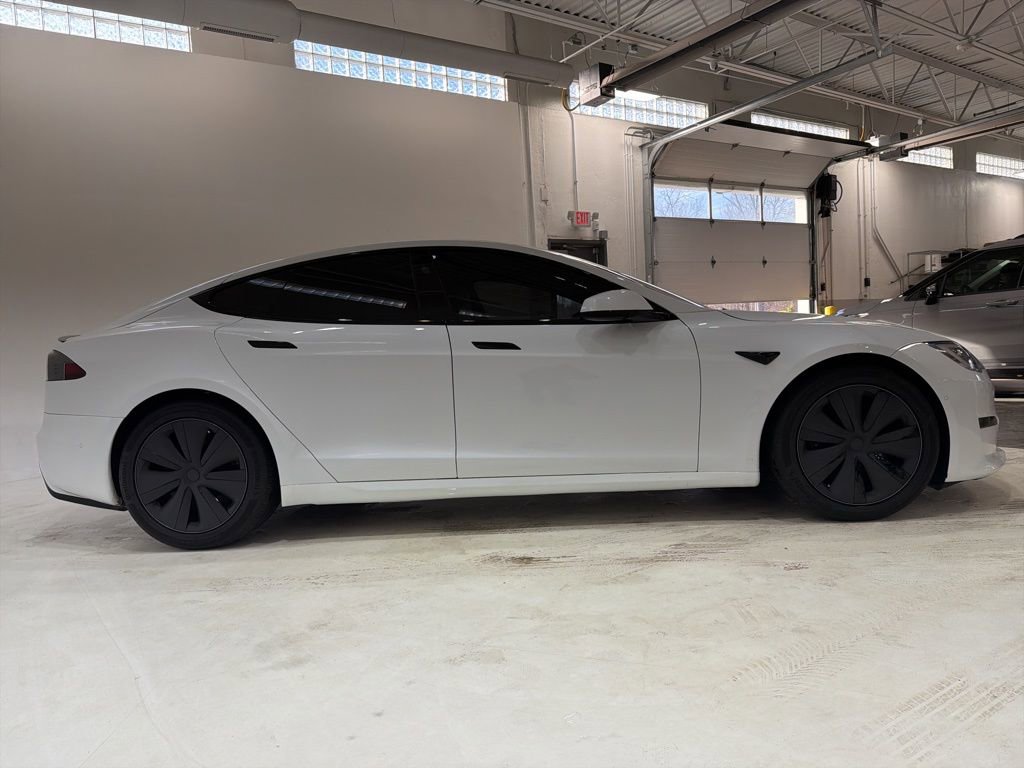Used 2022 Tesla Model S Plaid image 6