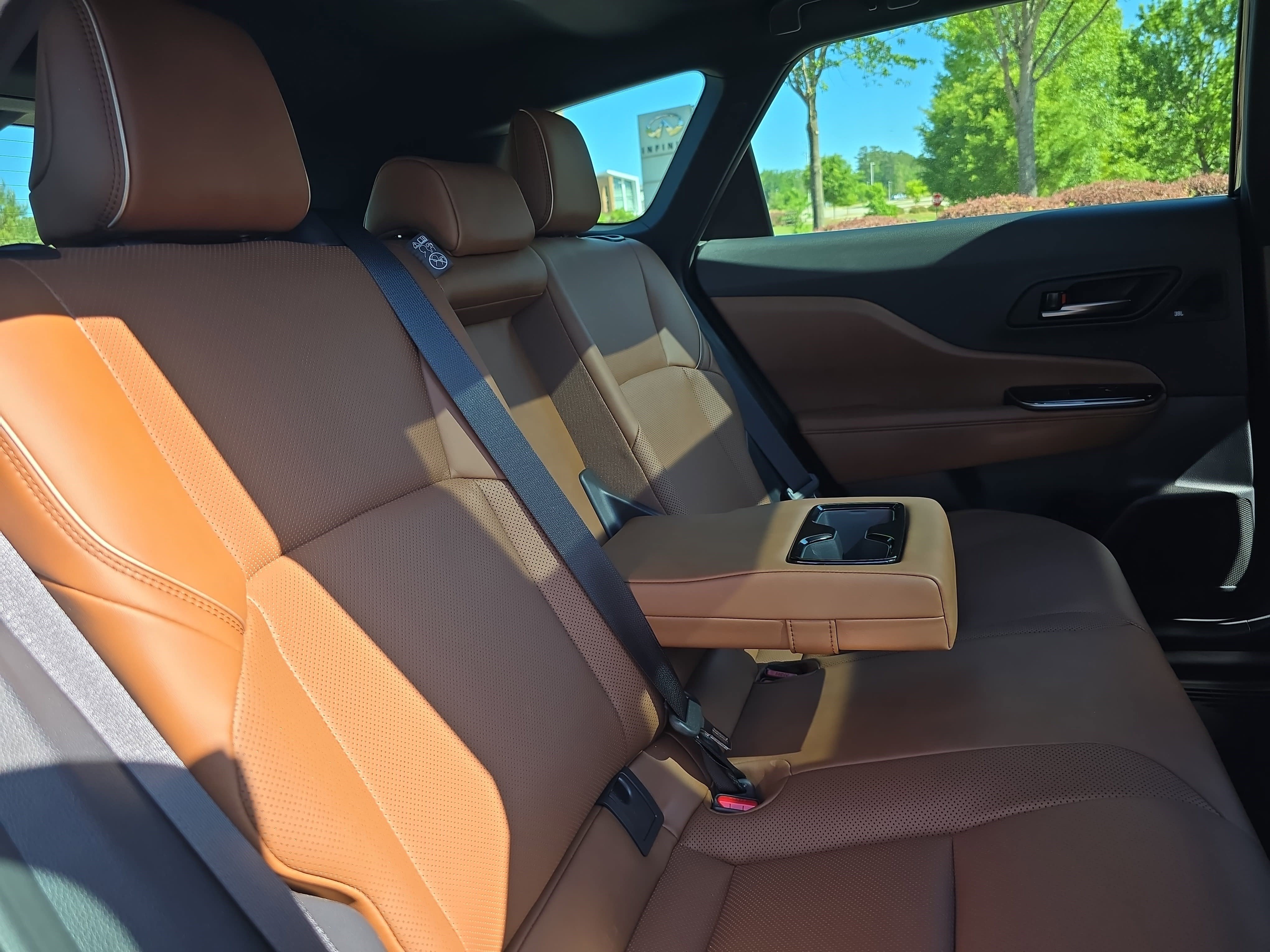 Used 2025 Toyota Crown Signia w/ Advanced Technology Package AWD/4WD image 12