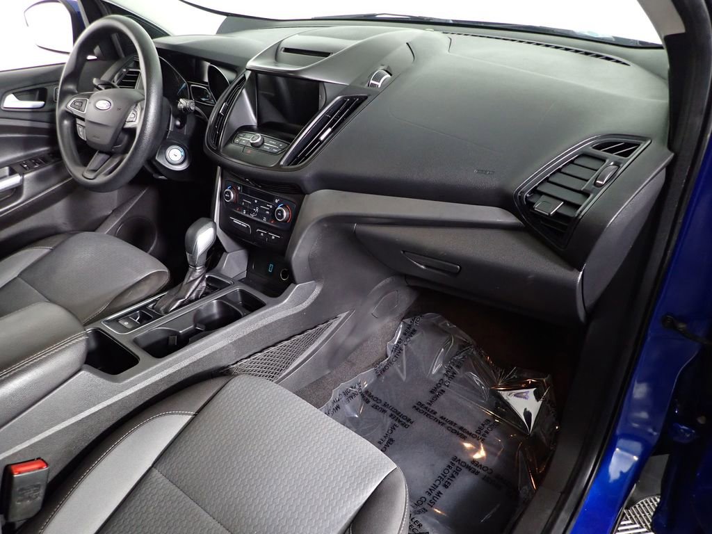 Used 2018 Ford Escape SE w/ SE Sync 3 Package AWD/4WD image 40