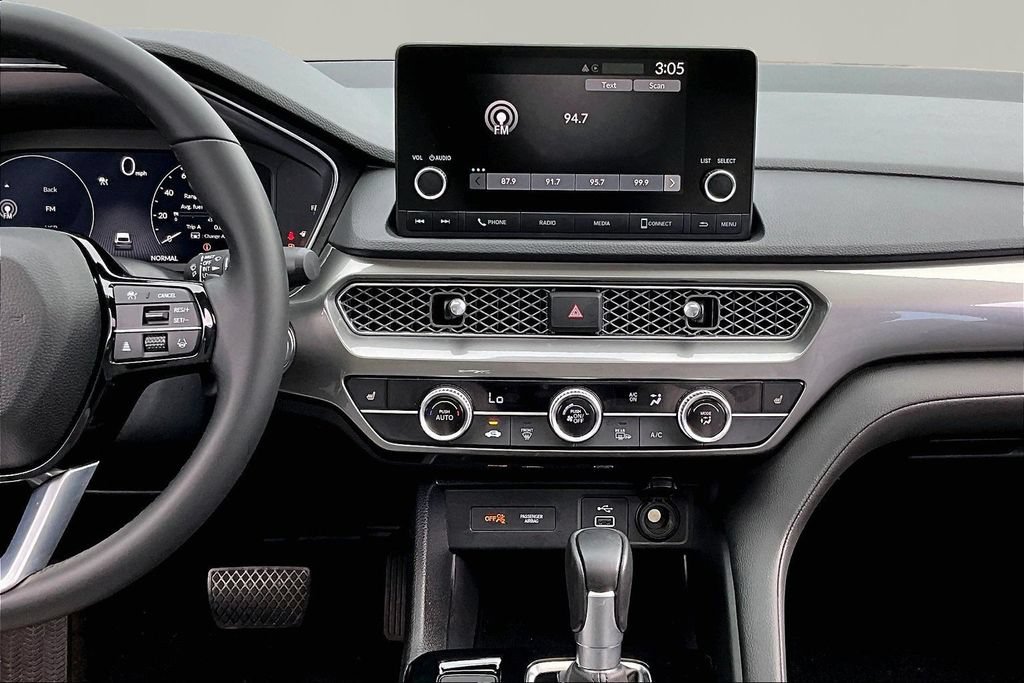 Used 2025 Acura Integra FWD image 10