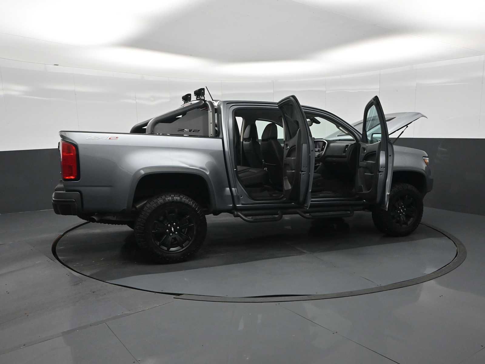 Used 2021 Chevrolet Colorado ZR2 w/ ZR2 Dusk Special Edition image 28
