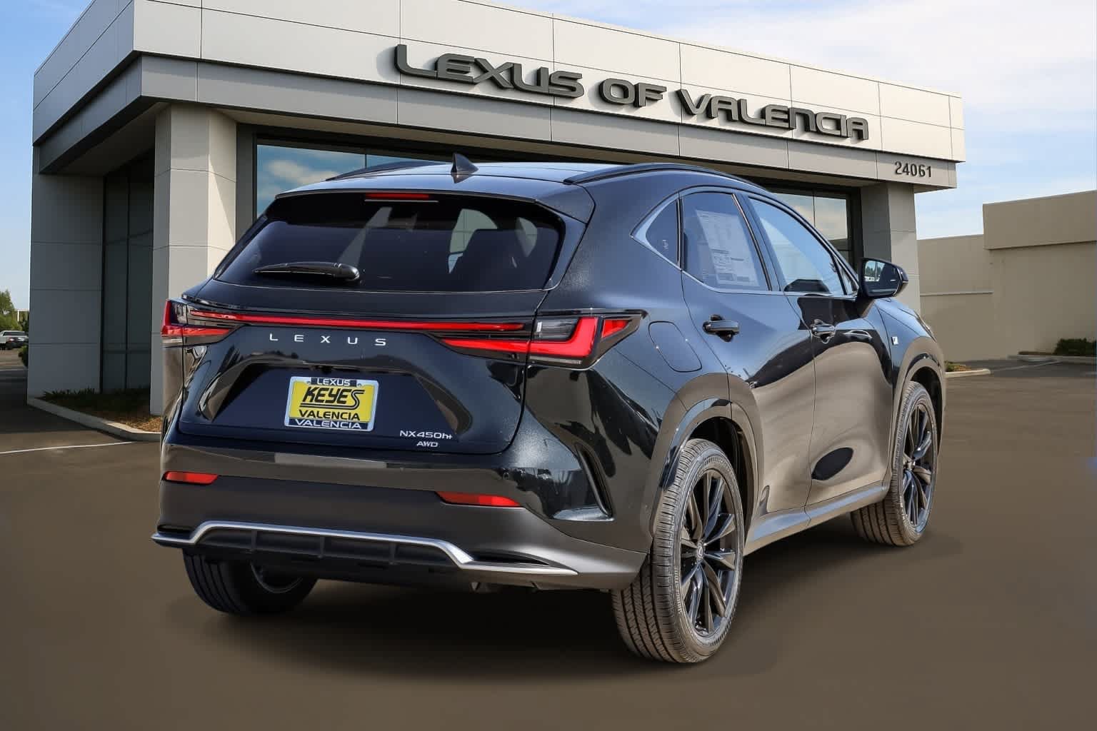 New 2026 Lexus NX 450h+ F Sport AWD/4WD image 4