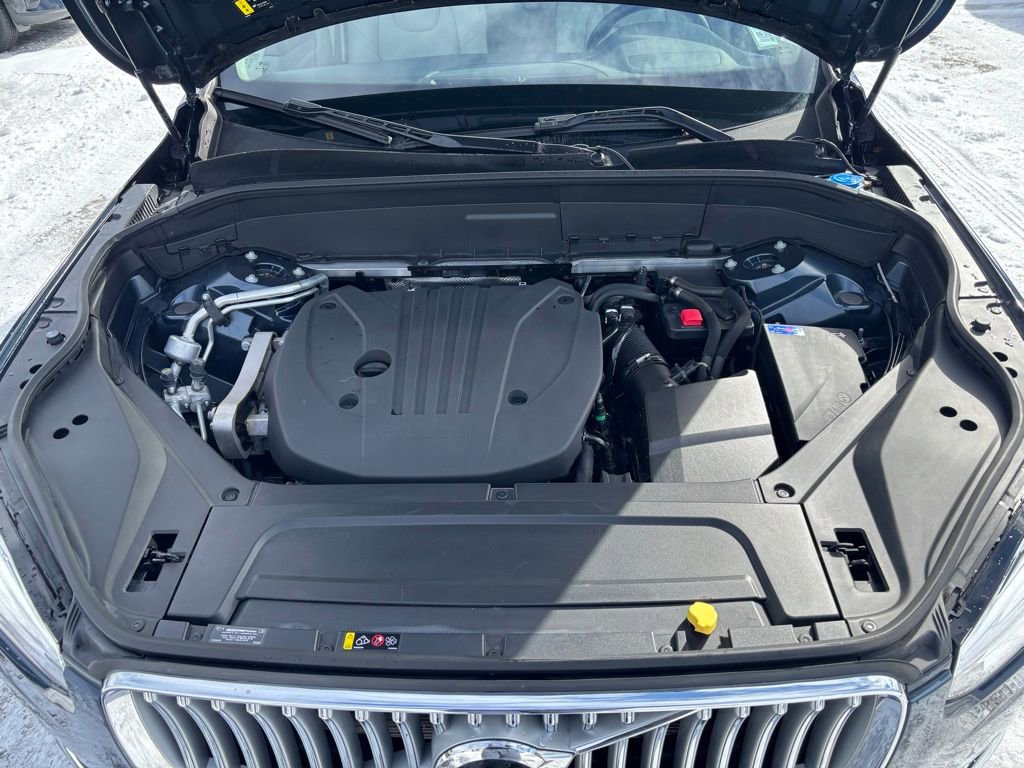 Certified 2024 Volvo XC90 B5 Core w/ Protection Package Premier image 27