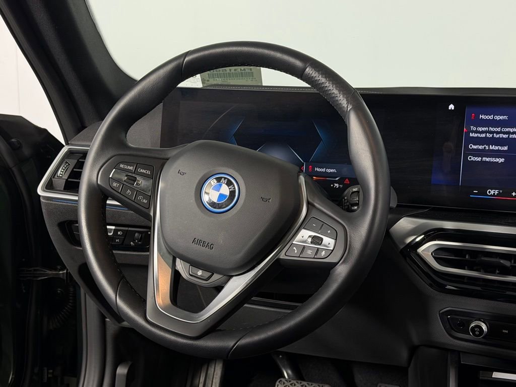 Used 2023 BMW i4 eDrive40 w/ Premium Package image 14