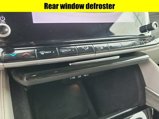 Certified 2022 Jeep Wagoneer Series III w/ Flexible Seating Group AWD/4WD image 16