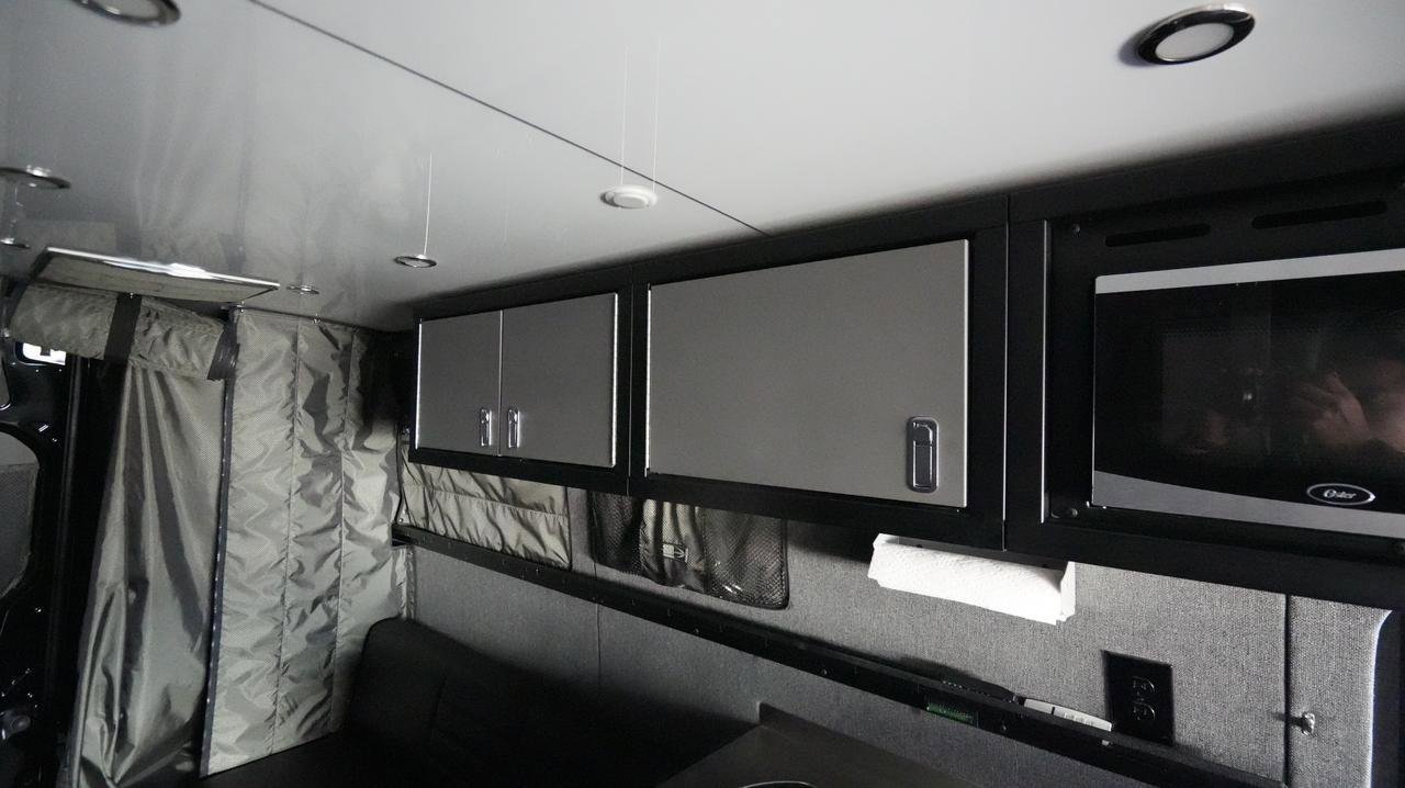 Used 2015 Mercedes-Benz Sprinter 2500 image 23