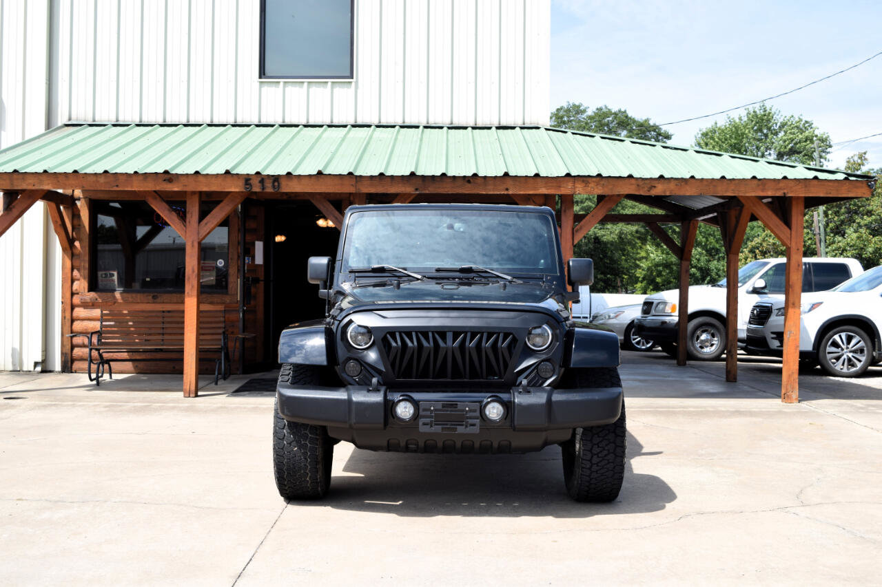 Used 2014 Jeep Wrangler Unlimited Sahara image 3