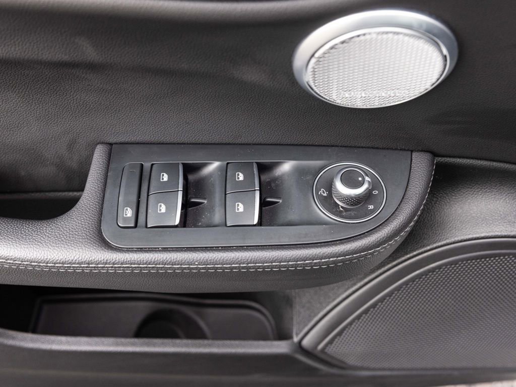 Used 2024 Alfa Romeo Giulia Veloce image 22