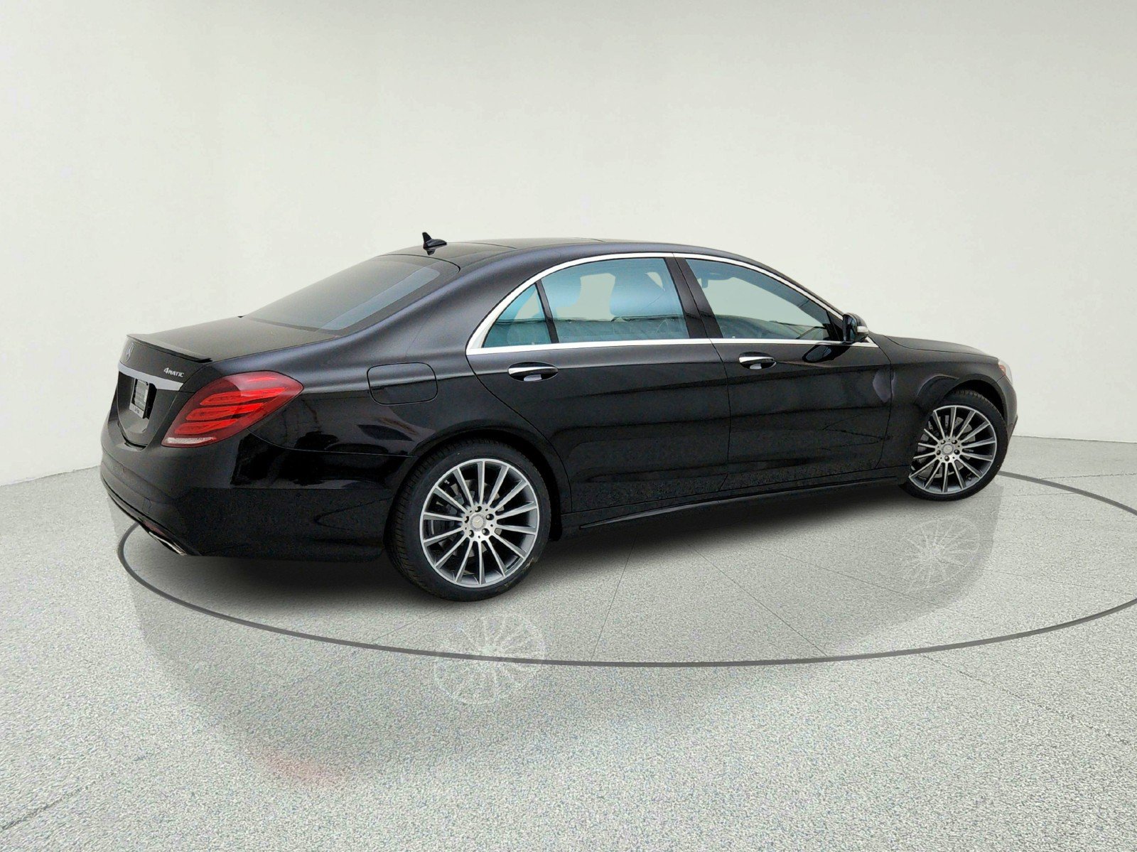 Used 2015 Mercedes-Benz S 550 4MATIC Sedan image 8