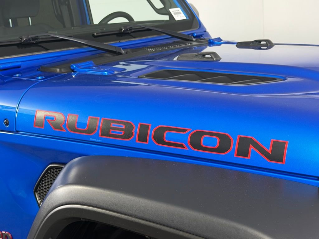 Used 2024 Jeep Wrangler Unlimited Rubicon w/ Capability Package image 16