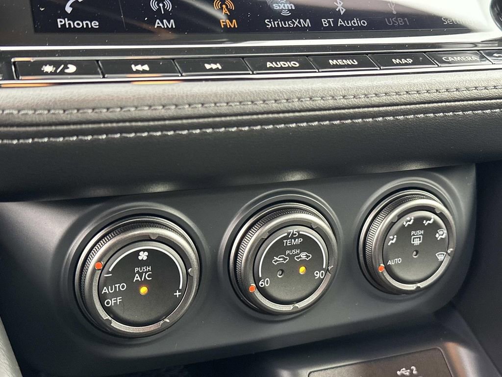 Used 2024 Nissan Z Performance w/ Floor Mat Package image 15