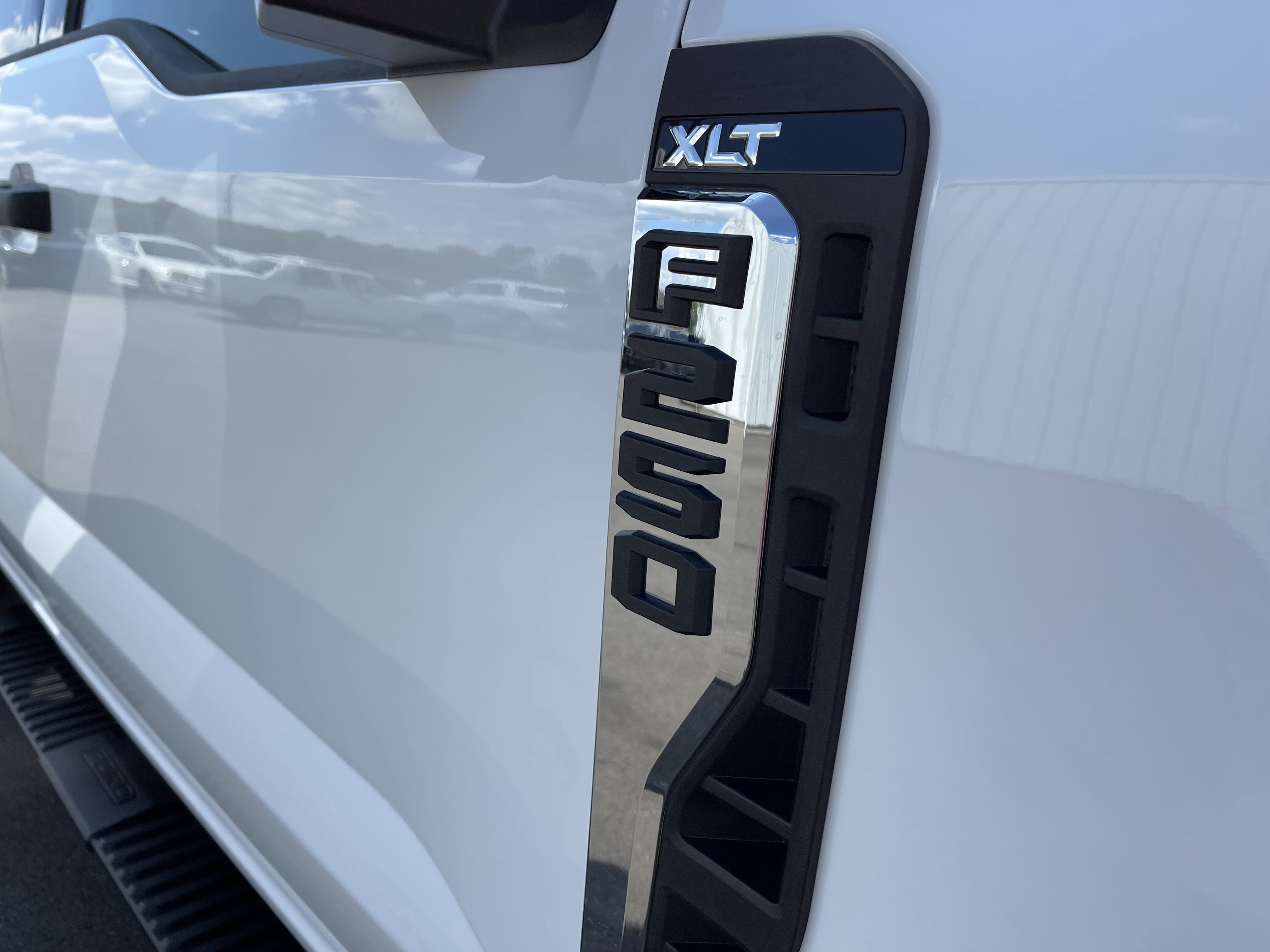 New 2026 Ford F250 XLT image 2