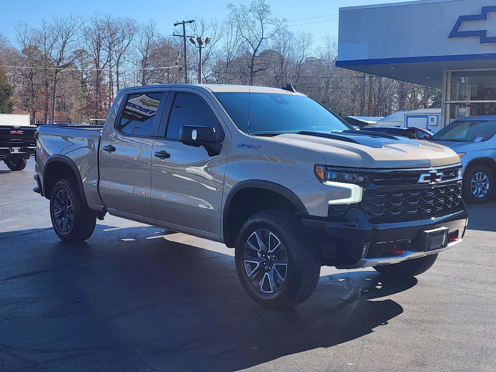 Used 2022 Chevrolet Silverado 1500 ZR2 image 5