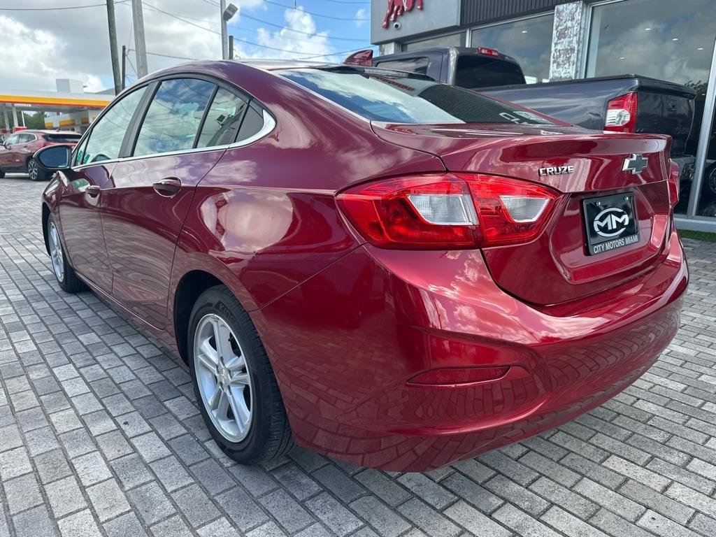 Used 2017 Chevrolet Cruze LT w/ Convenience Package image 5