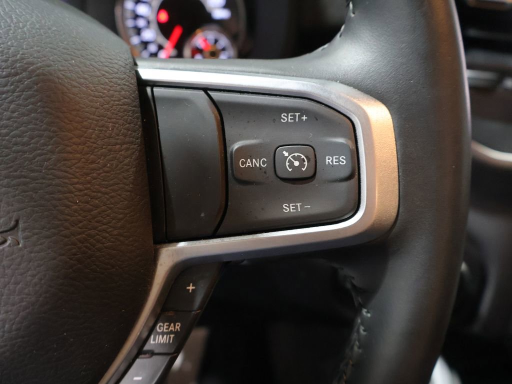 Used 2024 RAM 2500 Big Horn w/ Heated Seats & Wheel Group image 33