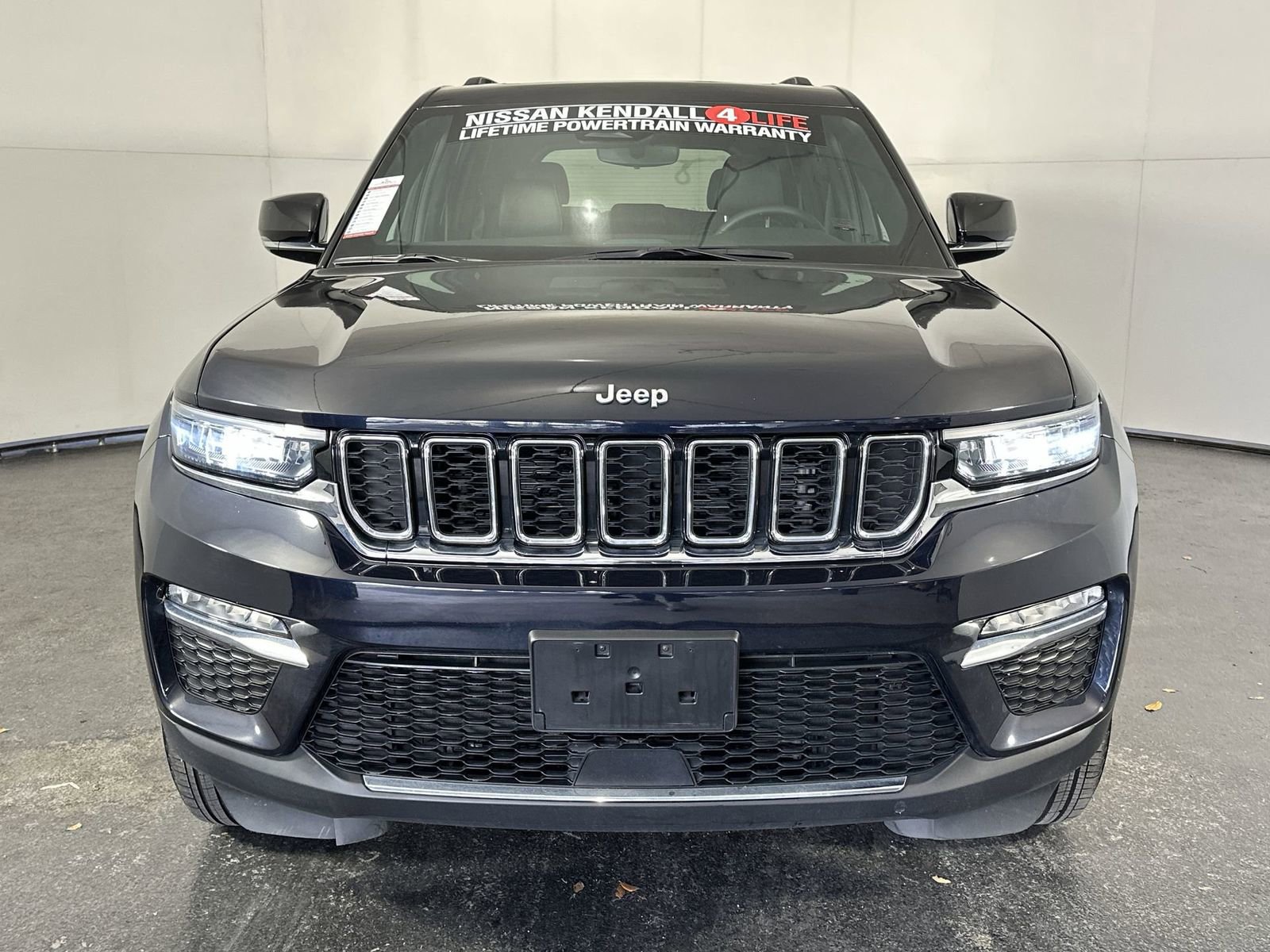 Used 2024 Jeep Grand Cherokee Limited 4xe image 3