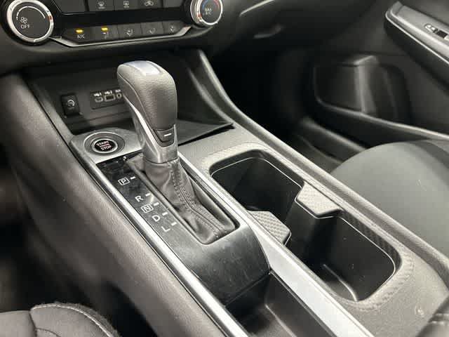 Used 2024 Nissan Sentra SV FWD image 24