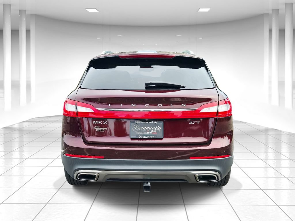 Used 2017 Lincoln MKX Select w/ Select Plus Package FWD image 4