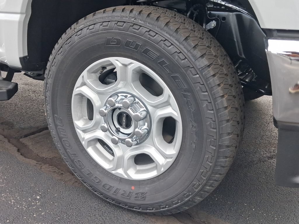 New 2026 Ford F250 XLT w/ XLT Premium Package AWD/4WD image 22