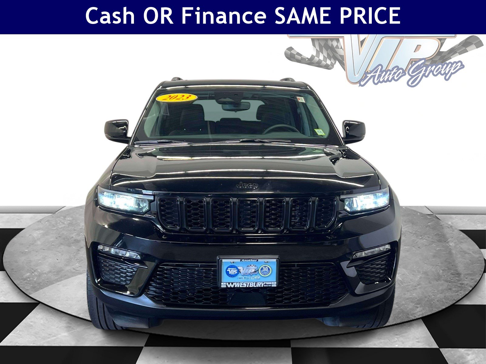 Certified 2023 Jeep Grand Cherokee Limited w/ Black Appearance Package AWD/4WD image 2