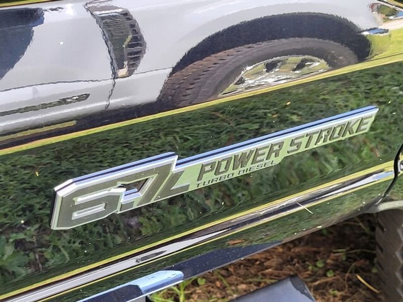 New 2025 Ford F350 Lariat w/ Chrome Package image 13