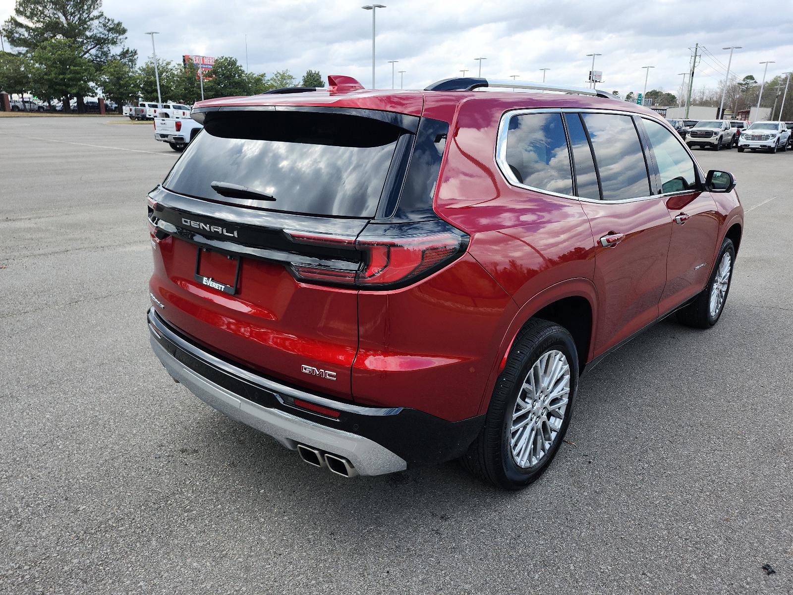 Certified 2025 GMC Acadia Denali image 3