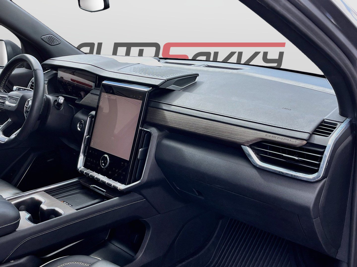 Used 2024 GMC Acadia Denali FWD image 32
